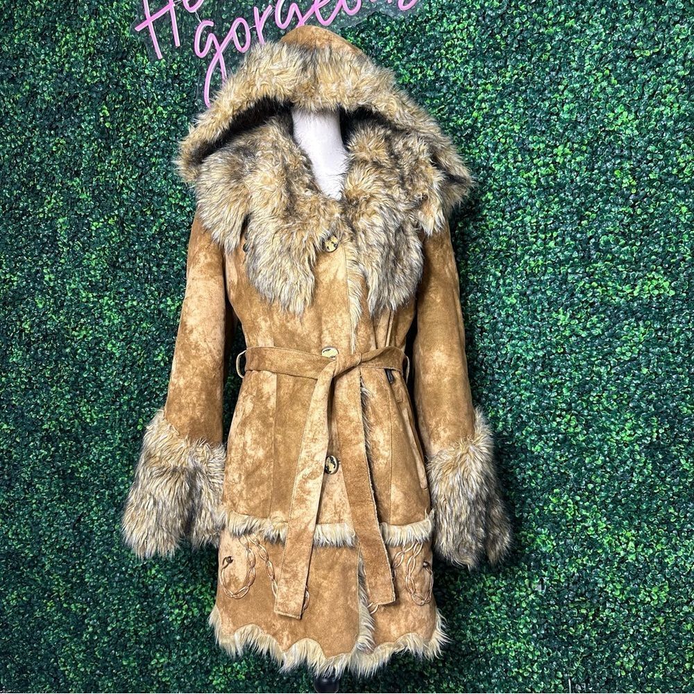 VTG. Penny Lane Shearling Suede Coat Fur Trim Belted Boho Luxe Statement Jacket